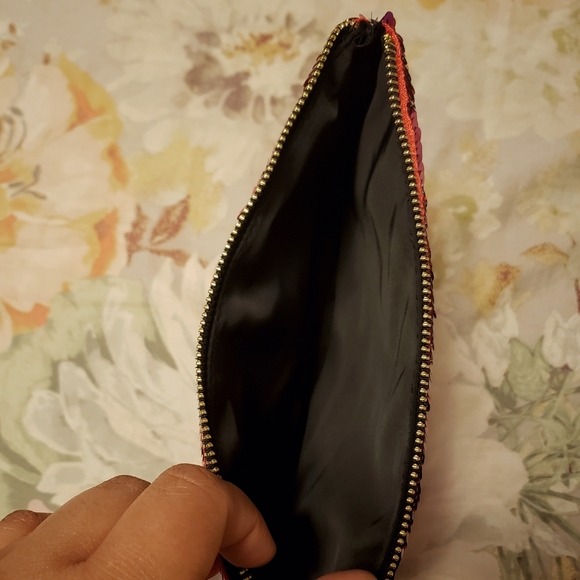 NARS Studio 54 Red and Fuschia Sequin Cosmetic Bag - Picture 3 of 4